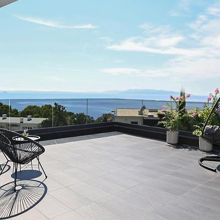 Sea View Deluxe Apartment Rijeka Buitenkant foto
