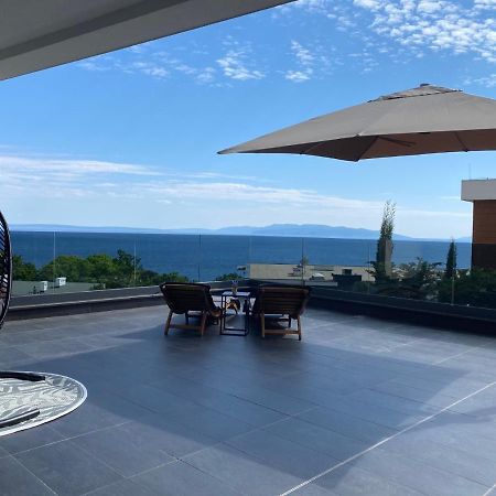 Sea View Deluxe Apartment Rijeka Buitenkant foto