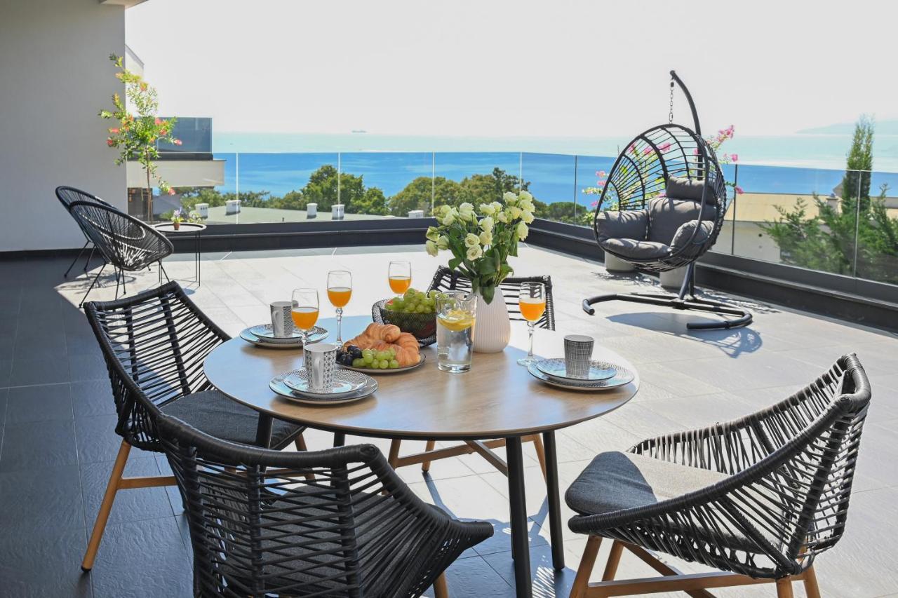 Sea View Deluxe Apartment Rijeka Buitenkant foto