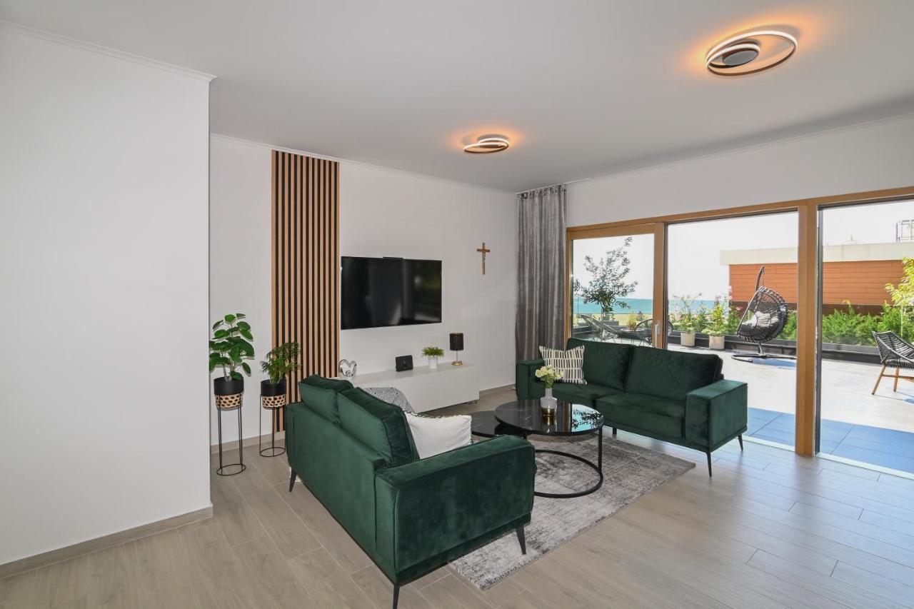 Sea View Deluxe Apartment Rijeka Buitenkant foto