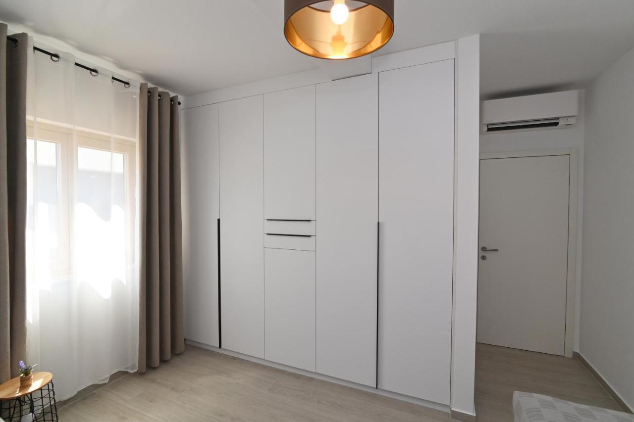 Sea View Deluxe Apartment Rijeka Buitenkant foto