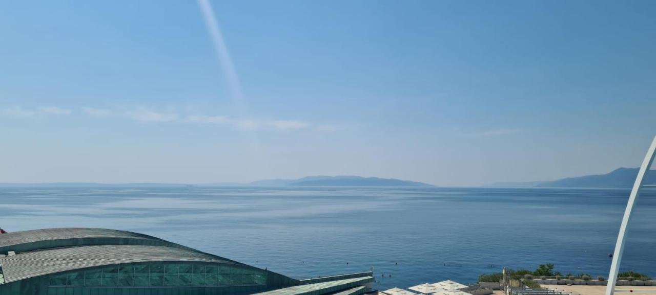 Sea View Deluxe Apartment Rijeka Buitenkant foto