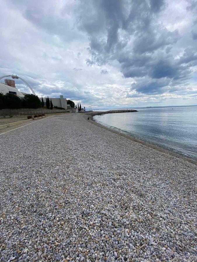 Sea View Deluxe Apartment Rijeka Buitenkant foto